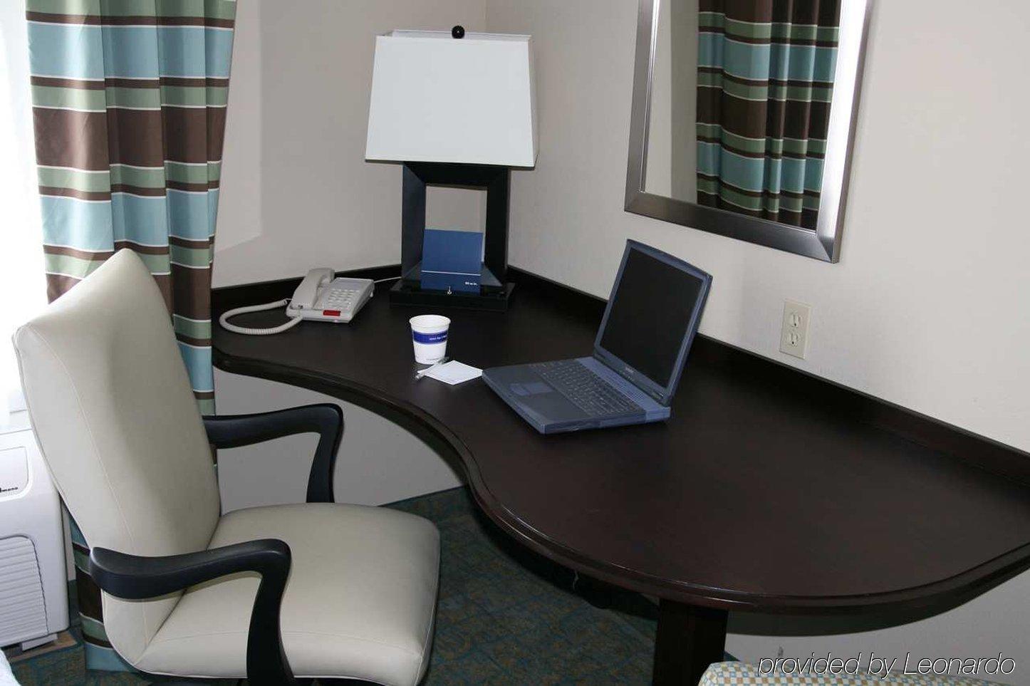 Hampton Inn & Suites Crawfordsville Pokoj fotografie